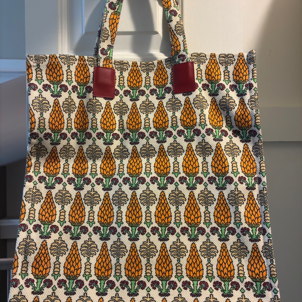 Authentic Gucci Garden tote “Firenze 1921 Piazza della Signoria” - Picture 13 of 16